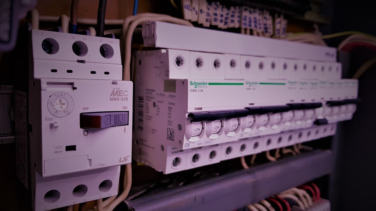 "Fail closed, not silent: what an AI system should do when it isn't sure it worked"
